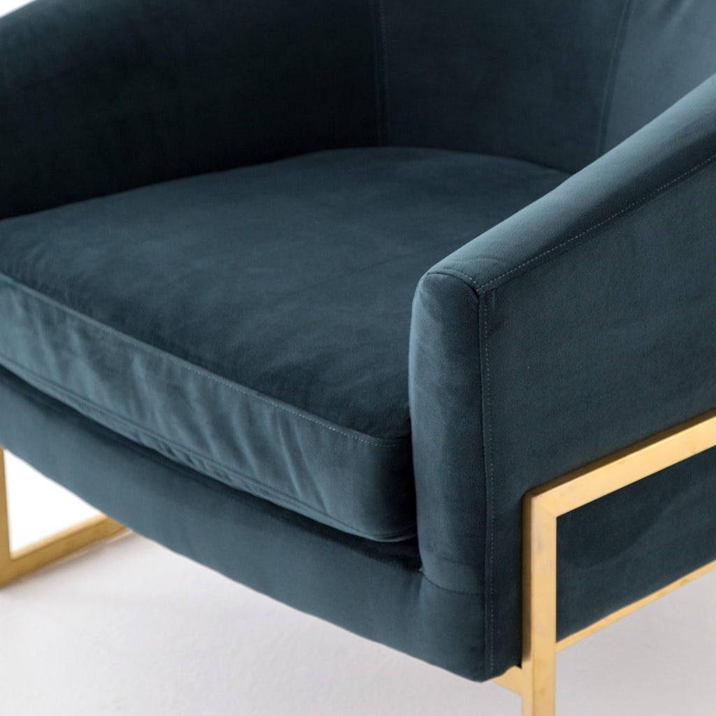 Chaise Corbin