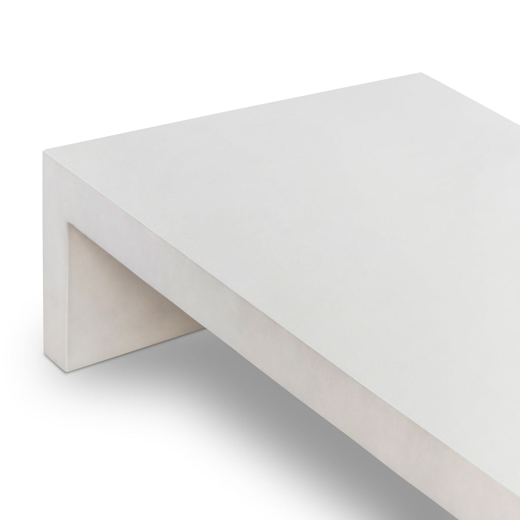 TABLE BASSE PAROISSIALE EN BÉTON