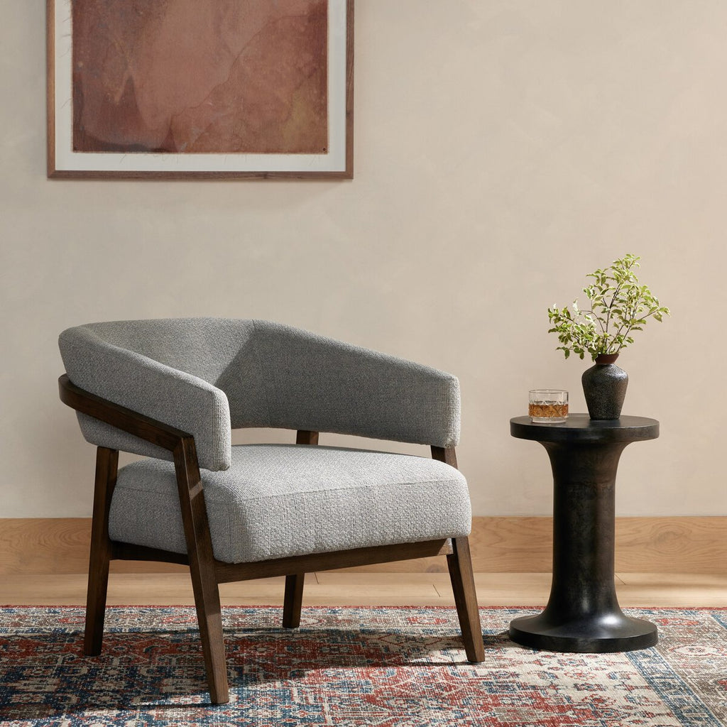 CHAISE DEXTER