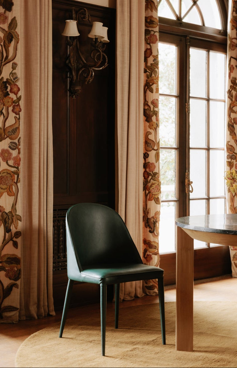 CHAISE EN SIMILI CUIR Burton
