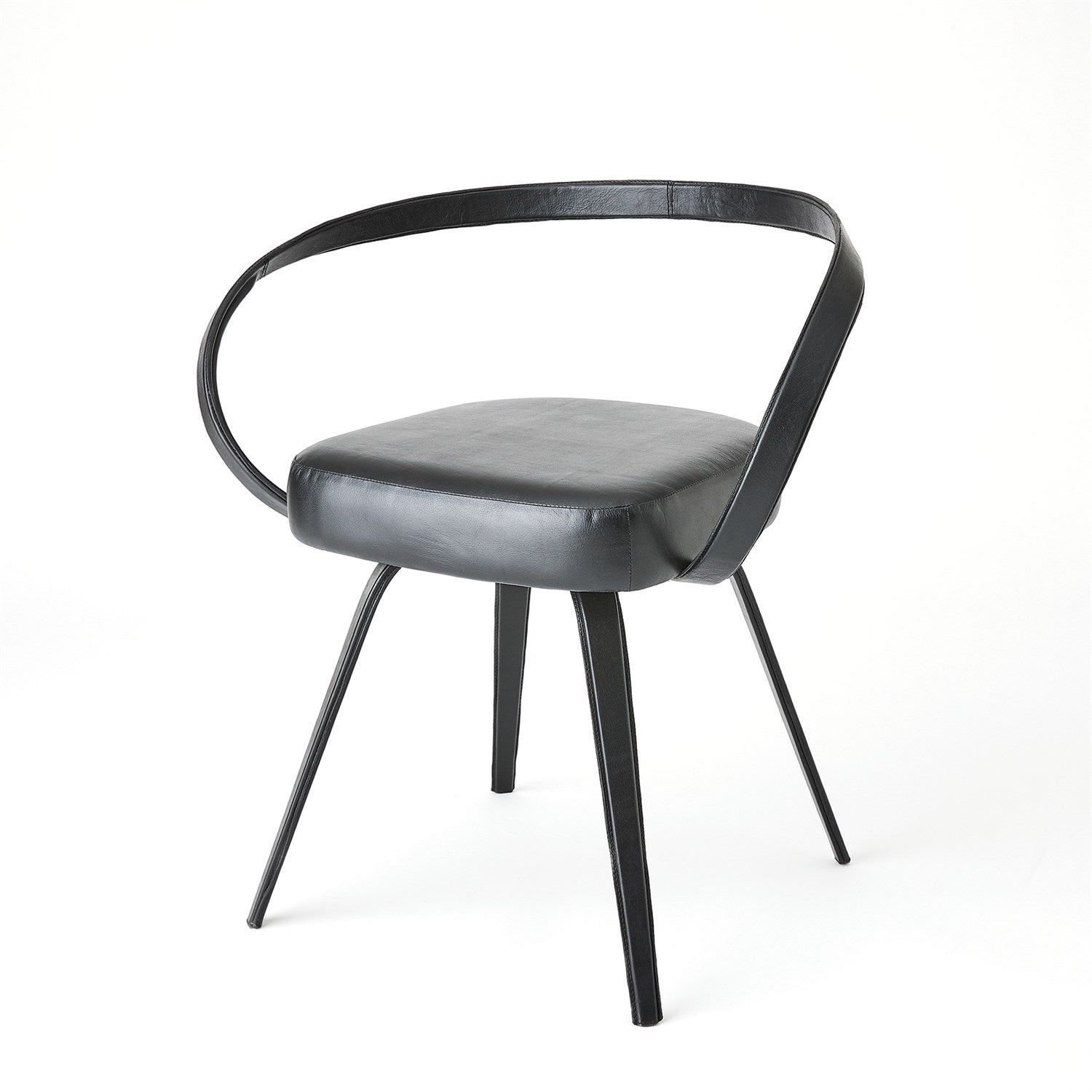 CHAISE ENTIÈREMENT EN CUIR