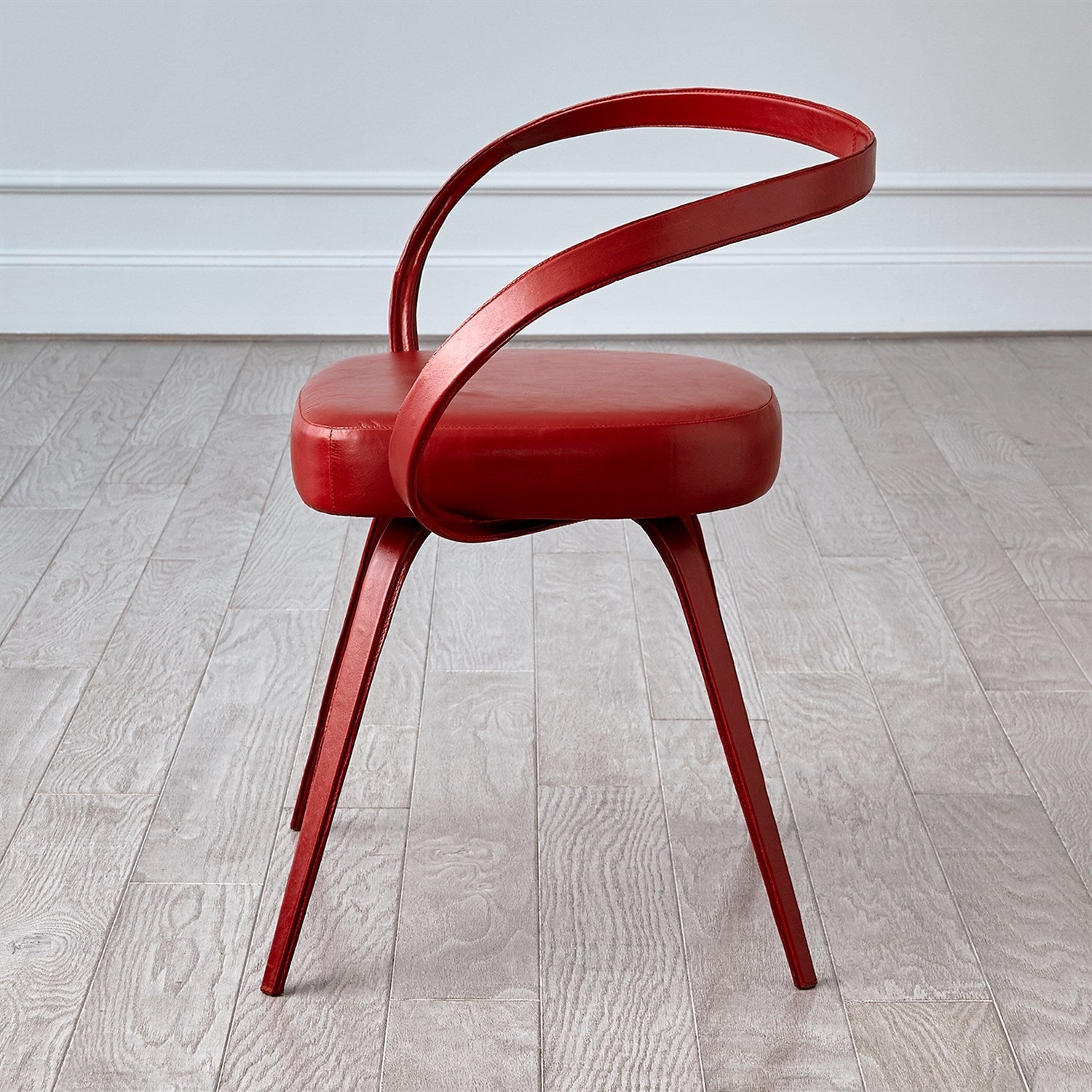 FAUTEUIL EN CUIR PLEINE FLEUR