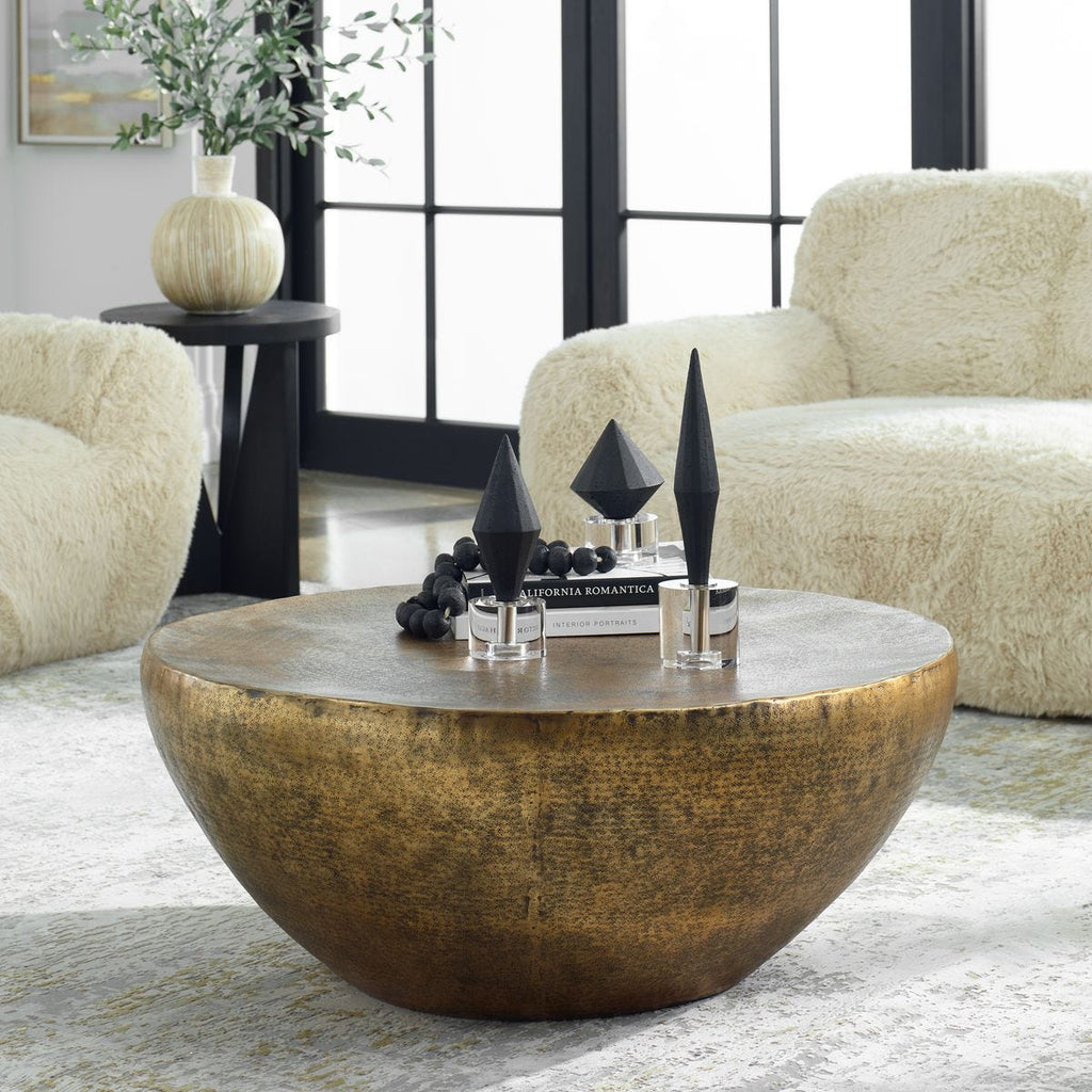 Table basse en forme de dôme doré